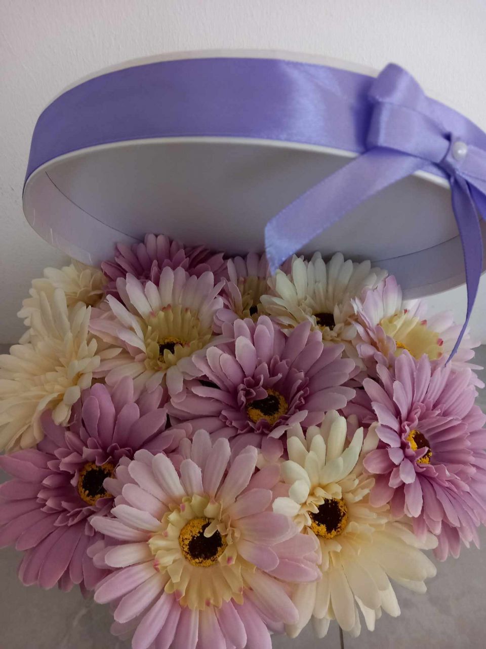Virágbox esküvőre - Bármilyen színben és virággal 