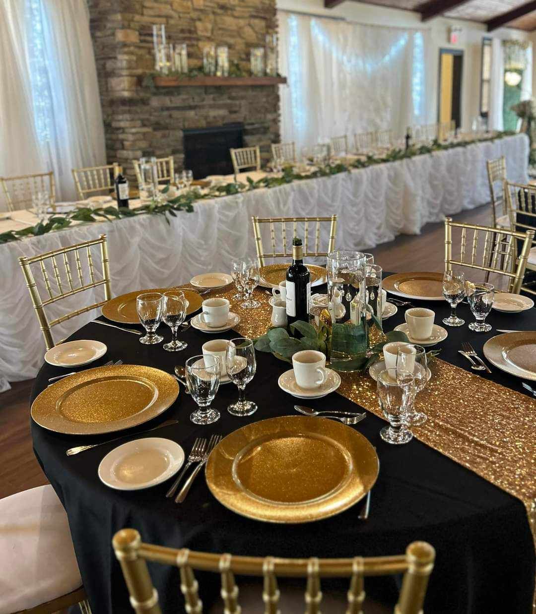 Már elkészült komplett esküvői dekor - Fekete-Arany