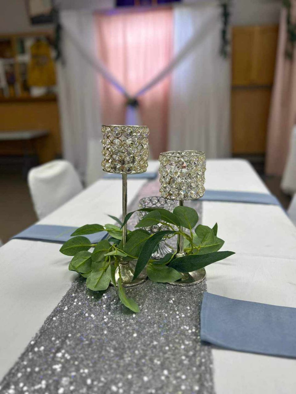 Már elkészült komplett esküvői dekor - Ezüst-Zöld-Lazac