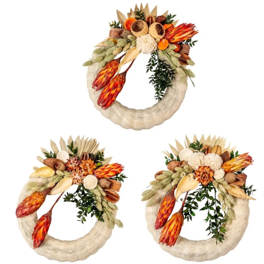 Szizálos szalma koszorú proteás szárazvirággal 28cm Szizálos szalma koszorú proteás szárazvirággal 28cm