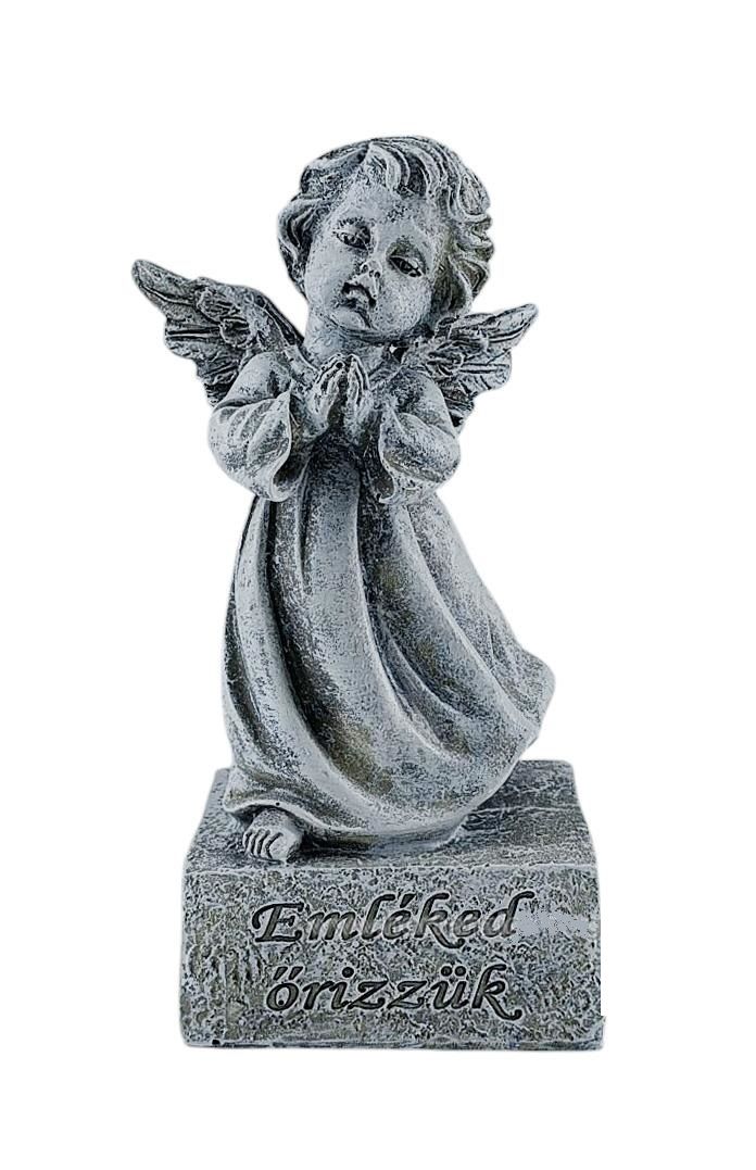 Sírdísz angyal "Emléked őrizzük" 15cm Sírdísz angyal "Emléked őrizzük" 15cm