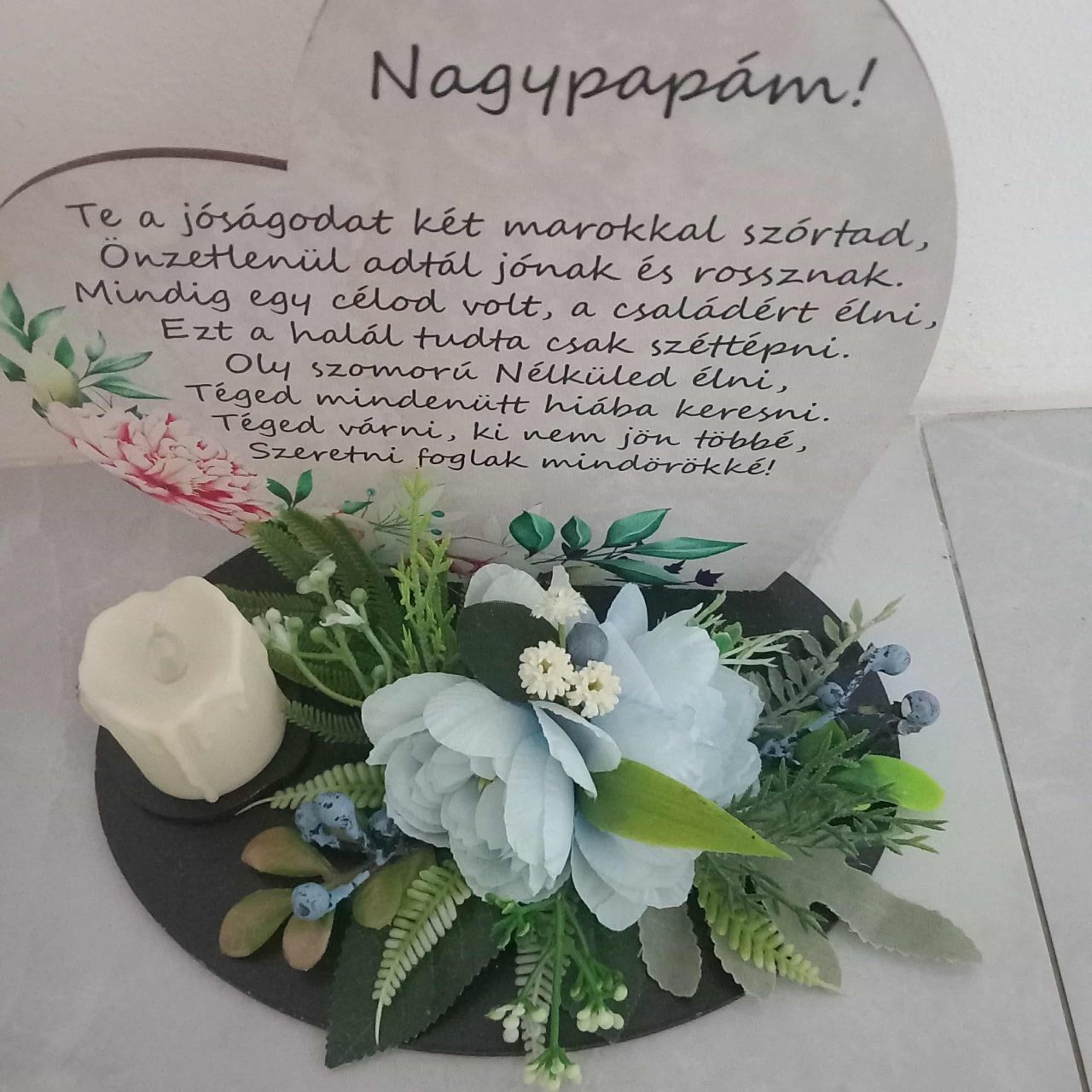 Fa kegyeleti talpas dísz mécsessel - Nagypapám Fa kegyeleti talpas dísz mécsessel - Nagypapám
