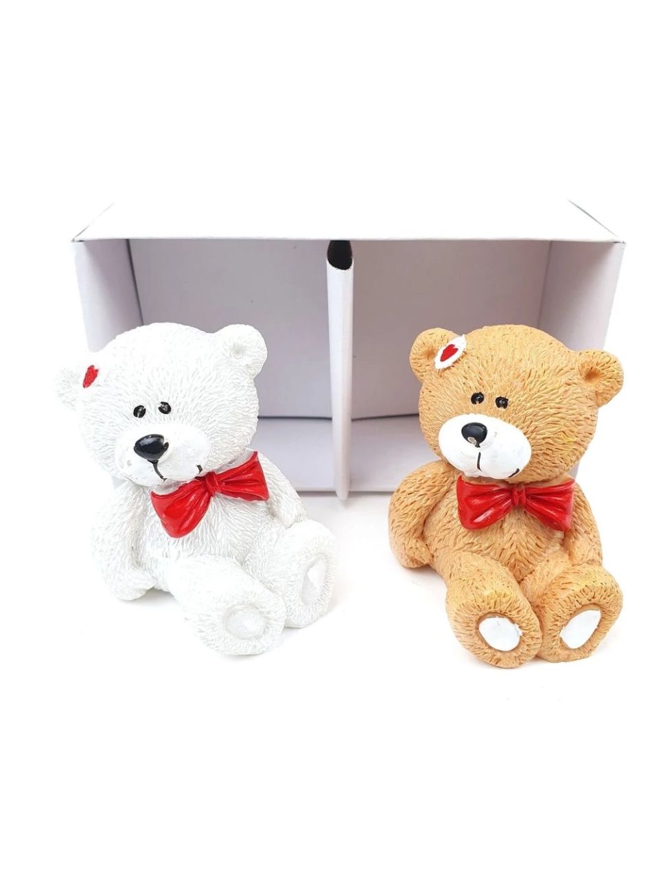 Piros nyakkendős maci figura 2 db / doboz