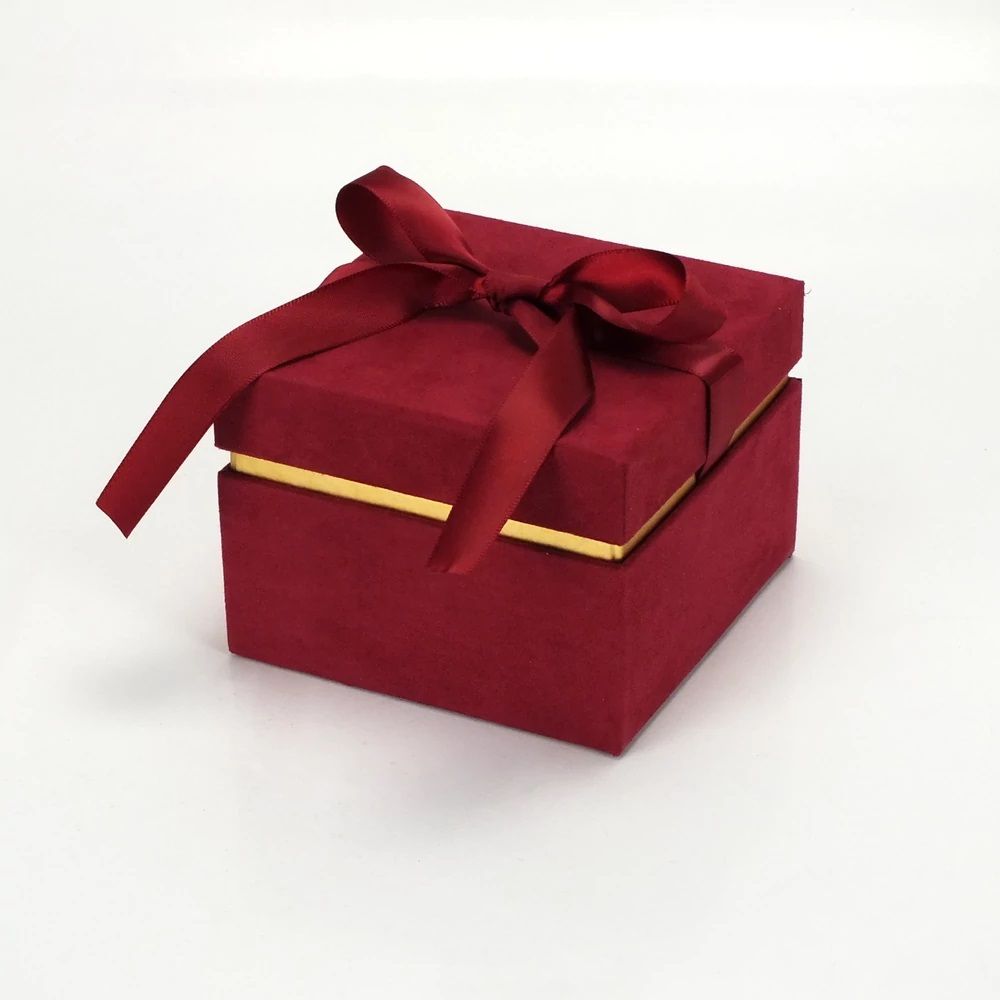 Bársony doboz masnival - 2 színben Bársony doboz masnival - 2 színben