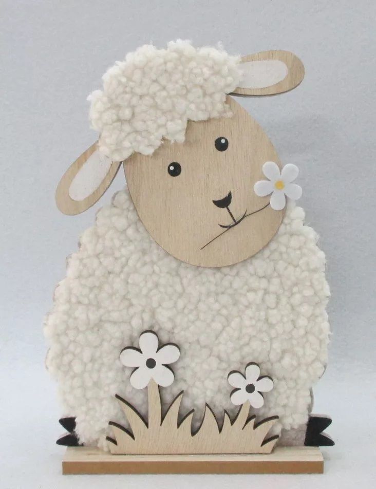 Textil bárány fa alapon 20x5x28 cm