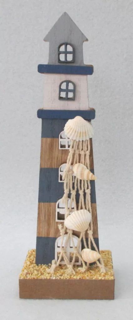 Fa világítótorony kagylóval 21 cm