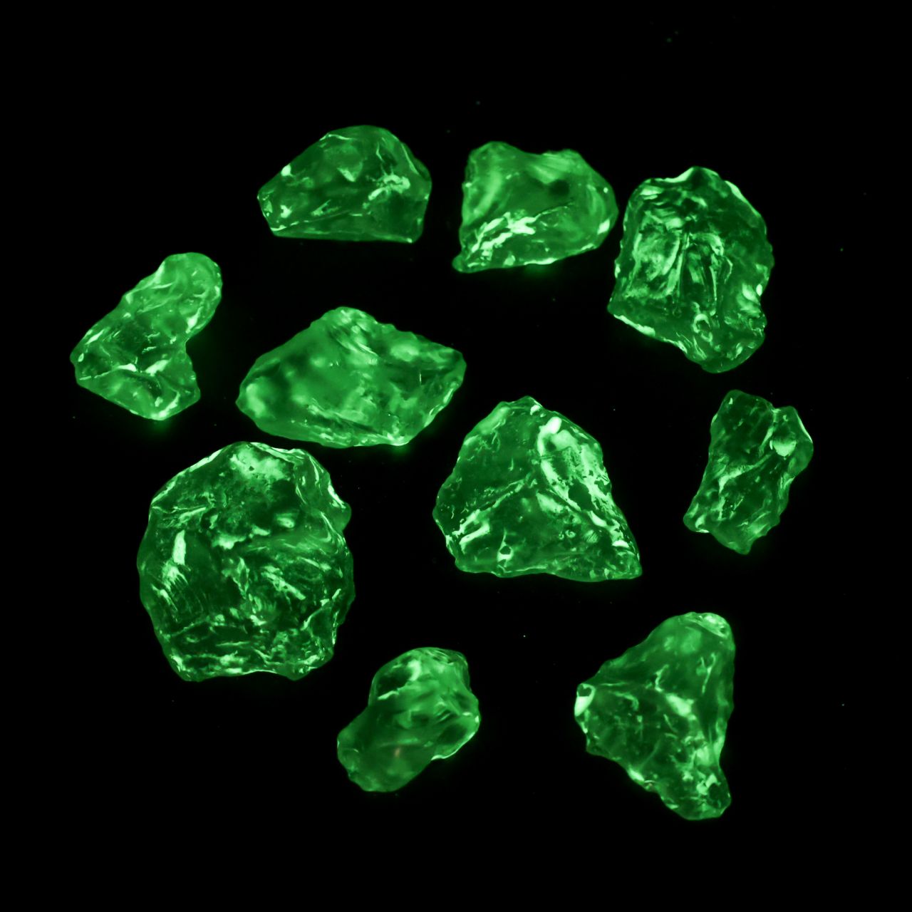 Üveg kavics 1 kg foszforeszkáló