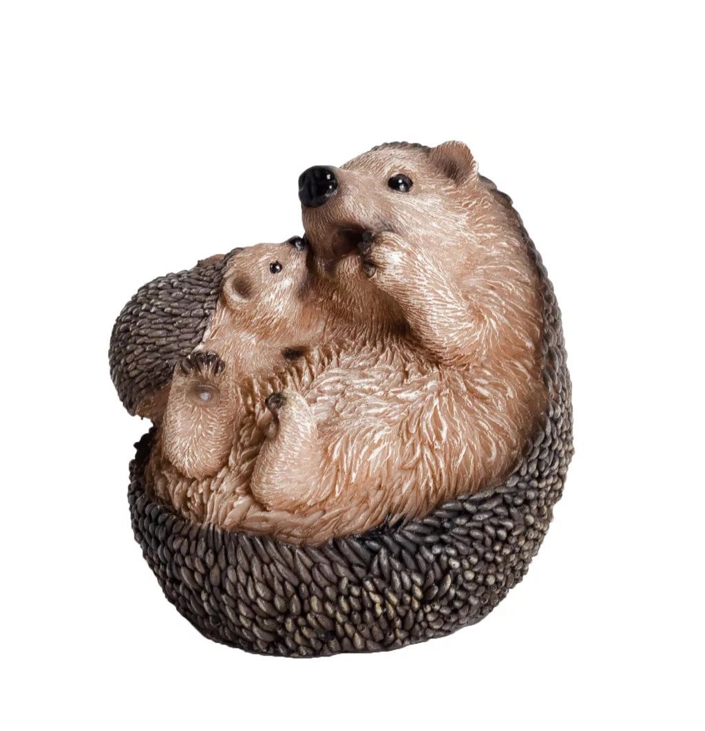 Polirezin süni figura kicsinyével 9 x 6,5 cm